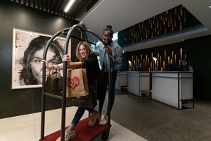 Reception - Yomo Centric (Andorra la Vella)