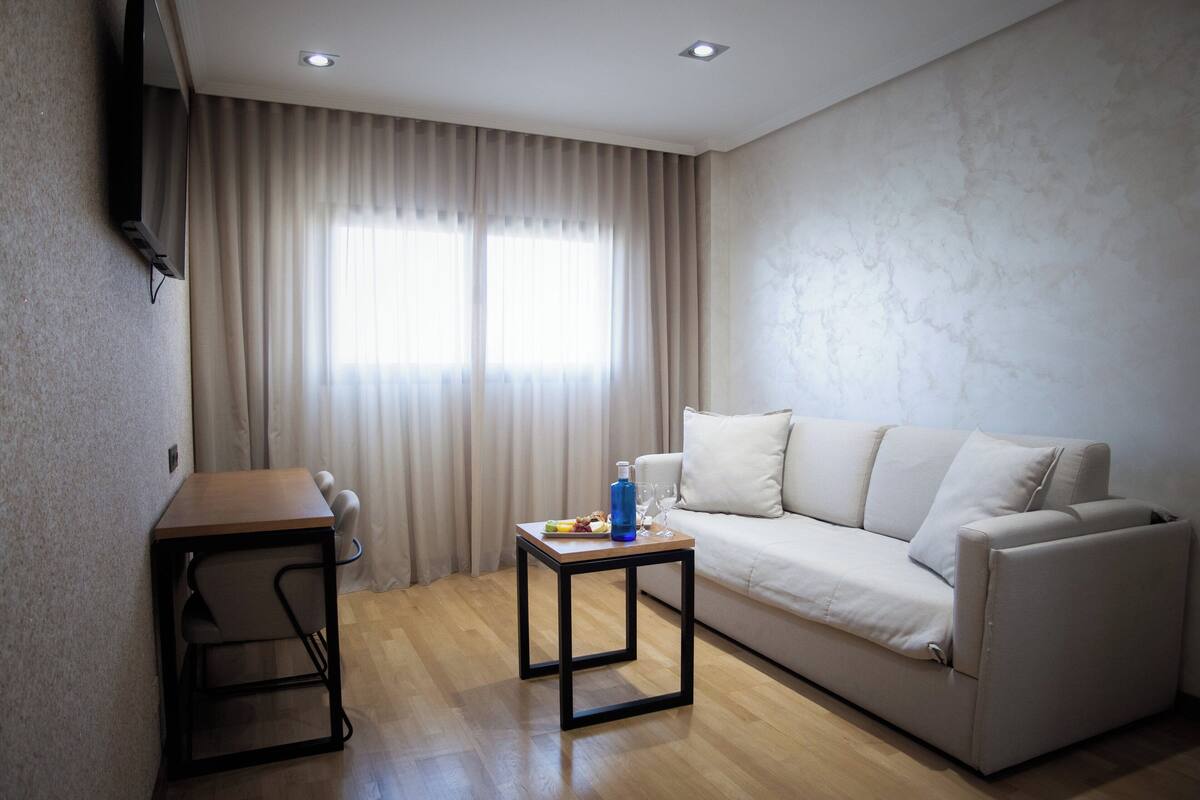 minibar, in-room safe, desk, soundproofing