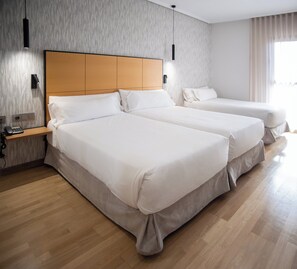 Minibar, in-room safe, desk, soundproofing