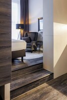 apartman | Hipoallergén ágynemű, széf a szobában, íróasztal és hangszigetelés