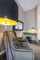 Studio Apartment | Living area