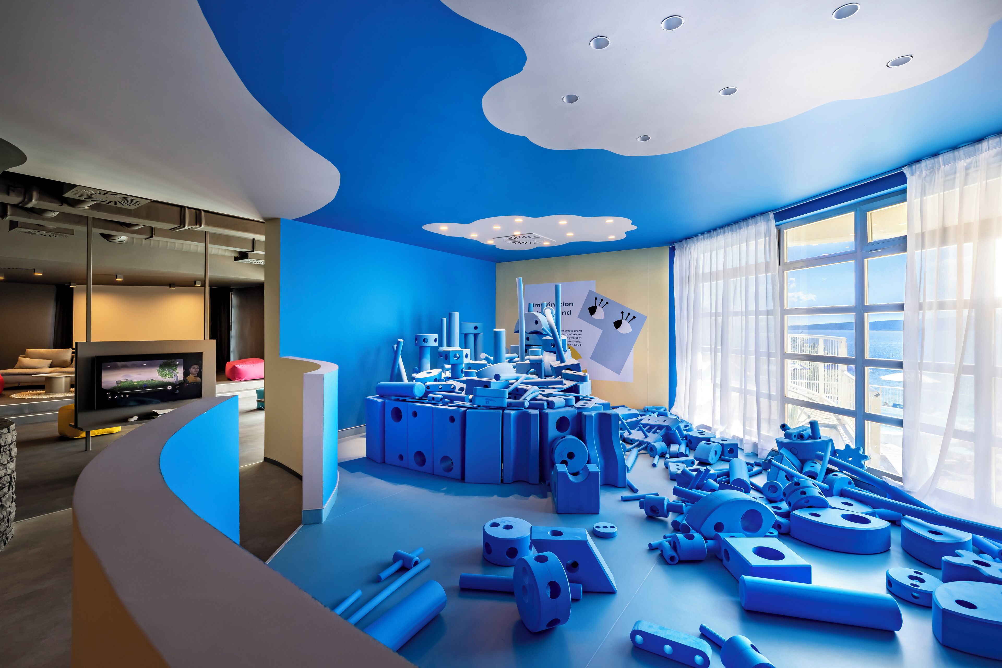 children’s play area – indoor