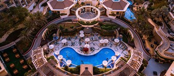 Swissôtel Al Murooj Dubai