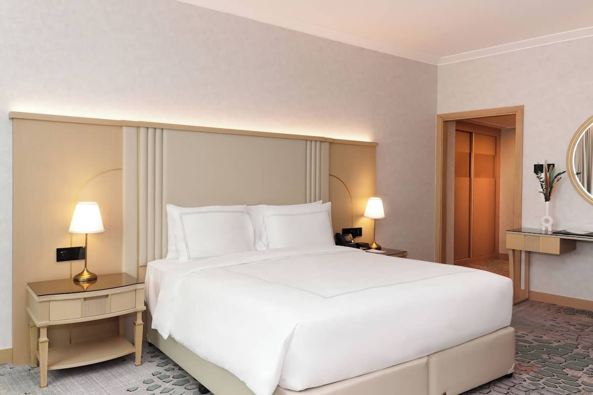 Deluxe Suite | 2 bilik tidur, bar mini, peti besi dalam bilik