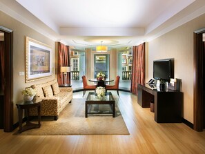 2 Schlafzimmer, Minibar, Zimmersafe, individuell eingerichtet