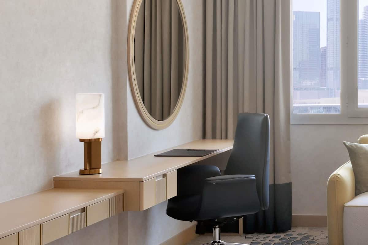 Minibar, in-room safe, individually furnished, desk