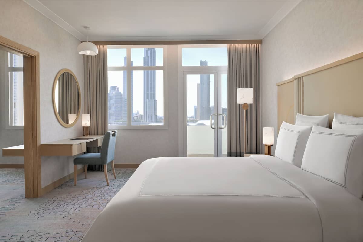 Swiss, Premium Room, 1 Katil Raja (King) | 2 bilik tidur, bar mini, peti besi dalam bilik