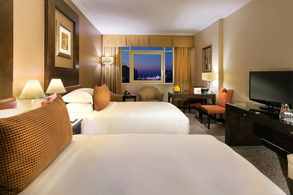 2 bedrooms, minibar, in-room safe, individually furnished