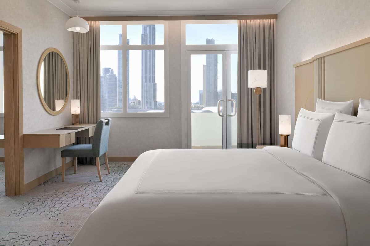 2 bedrooms, minibar, in-room safe, individually furnished
