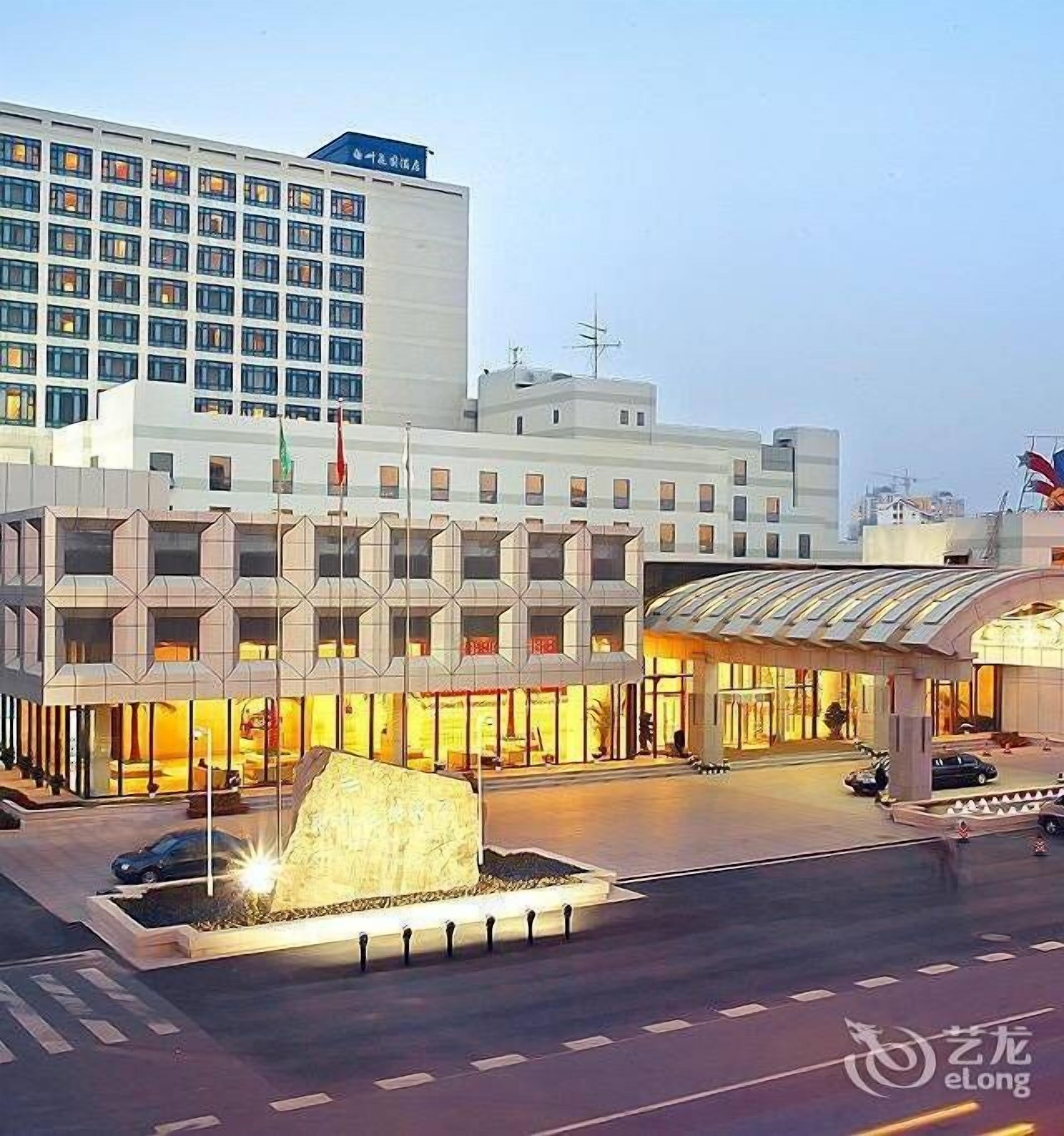 Ngoại thất