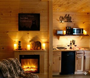 スタジオ | 客室ごとに異なる装飾、客室ごとに異なるインテリア、アイロン / アイロン台、有線インターネットアクセス (無料)