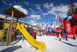 Children's play area - outdoor - Residence Campo Smith (Bardonecchia)