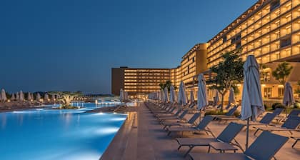 Amada Colossos Resort