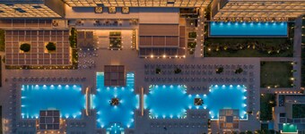 Amada Colossos Resort