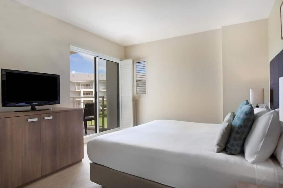 1 bedroom, in-room safe, iron/ironing board, WiFi