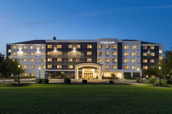Courtyard by Marriott Lancaster