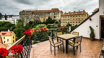 Deluxe-Doppelzimmer, Terrasse (Castle view) | Terrasse/Patio