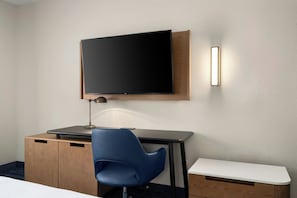 Coffres-forts dans les chambres, bureau, rideaux occultants