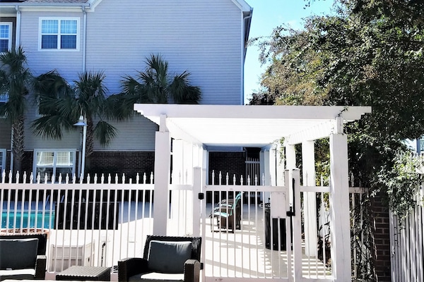 Grill-/Picknickplatz