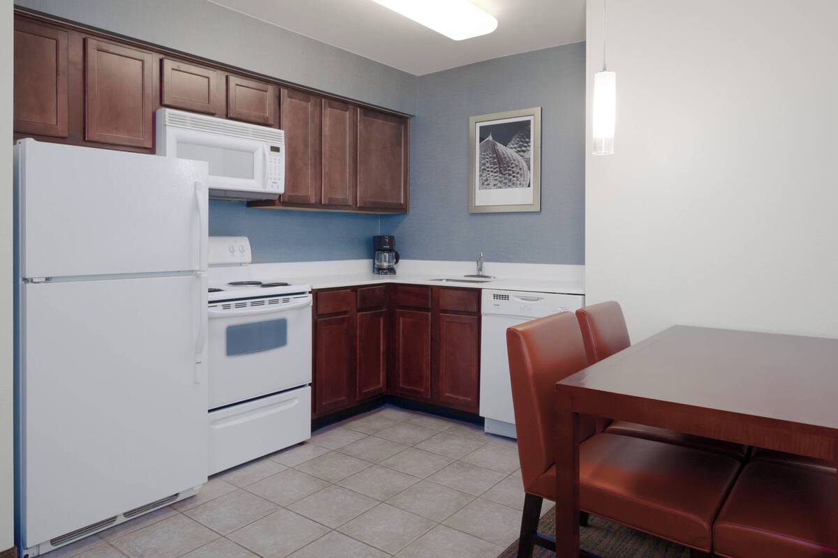 full-sized fridge, microwave, dishwasher, coffee/tea maker