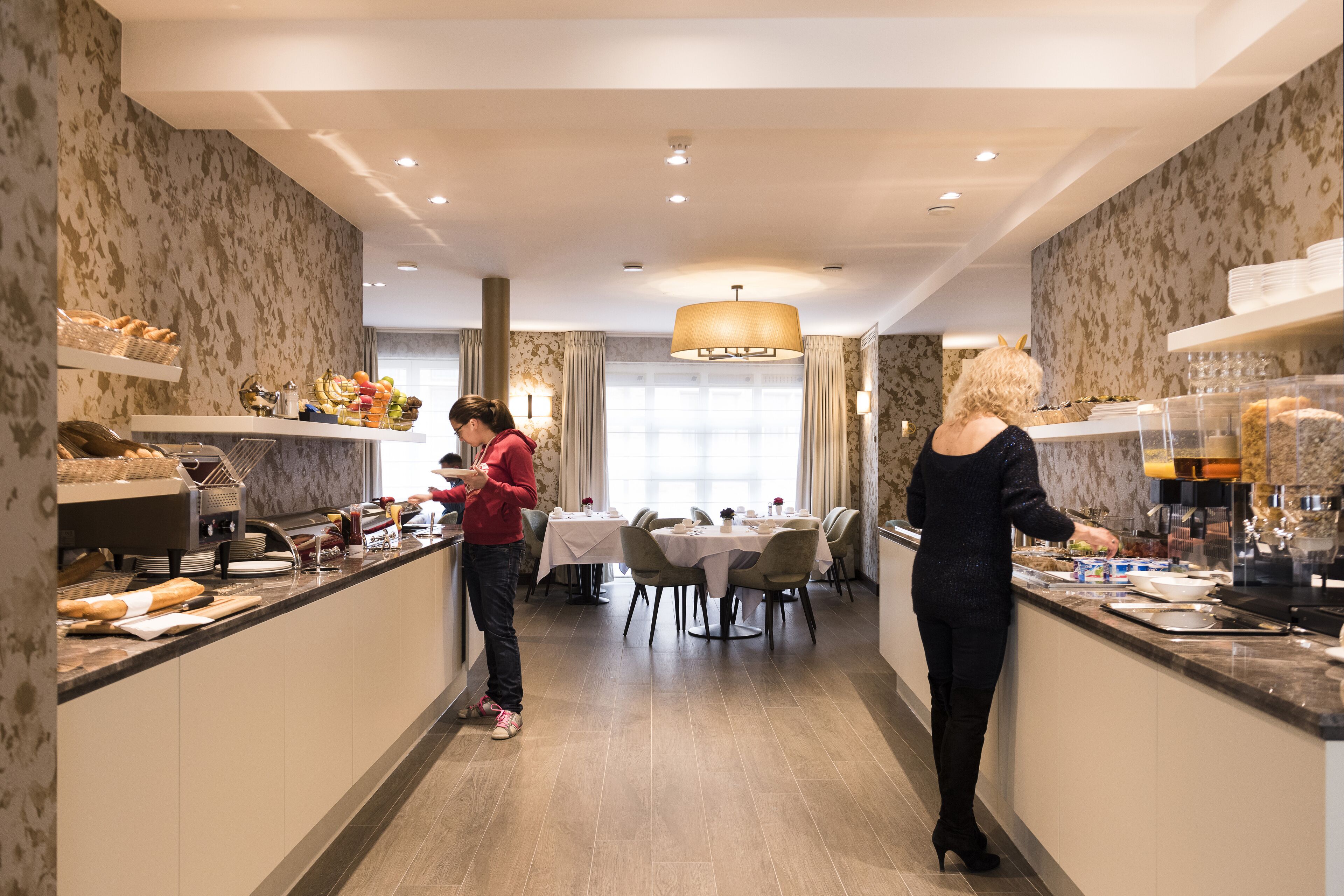 daily buffet breakfast (eur 25 per person)