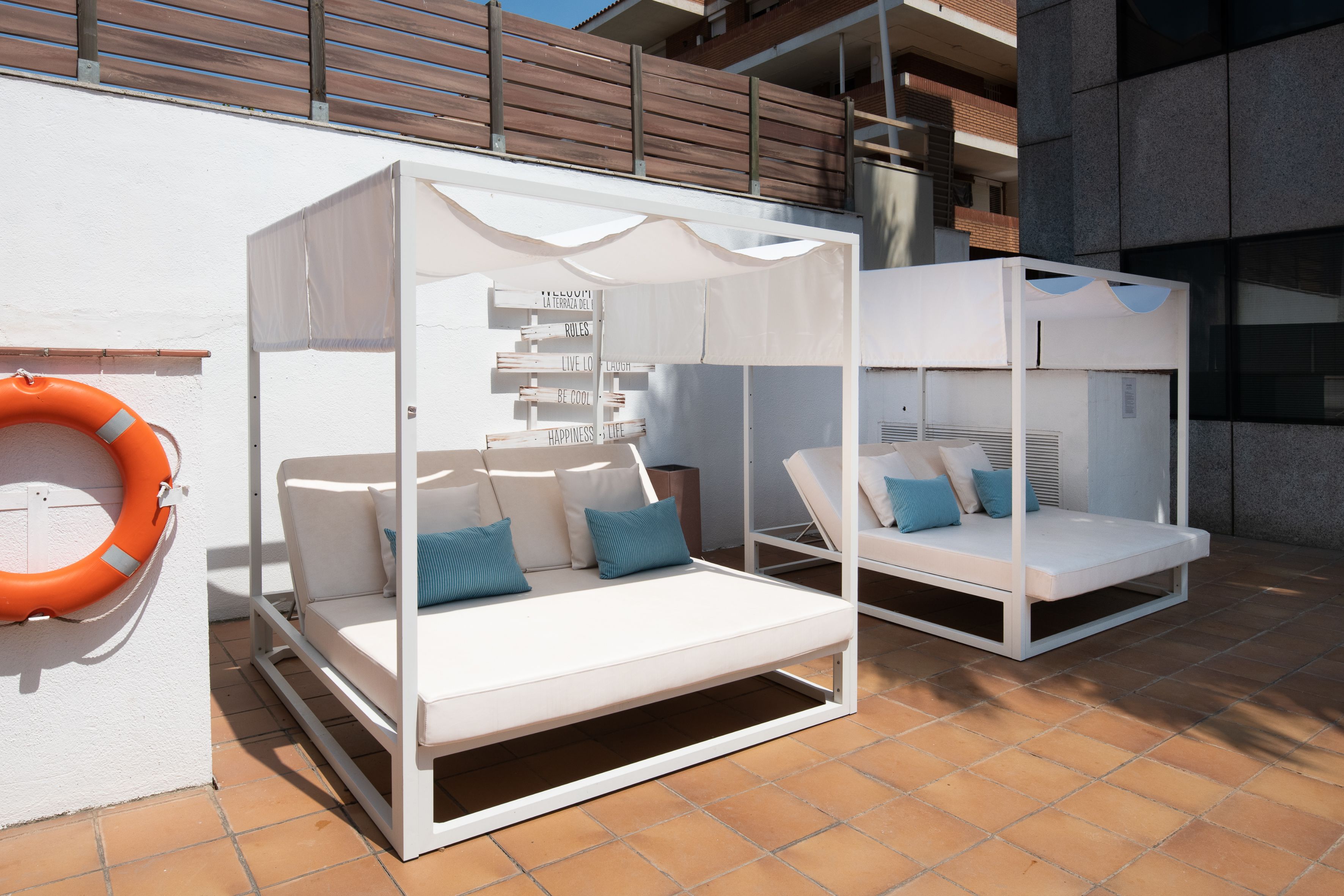 outdoor pool, pool loungers