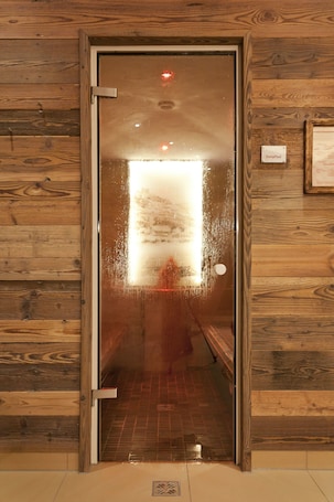 Sala de vapor . Posthotel Walhalla Regensburg Ost
