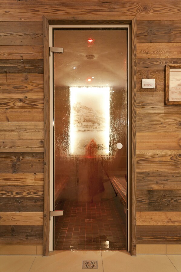 Steam room  - Posthotel Walhalla Regensburg Ost (Donaustauf)