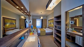 Suite junior | Ropa de cama hipoalergénica, camas Select Comfort y minibar