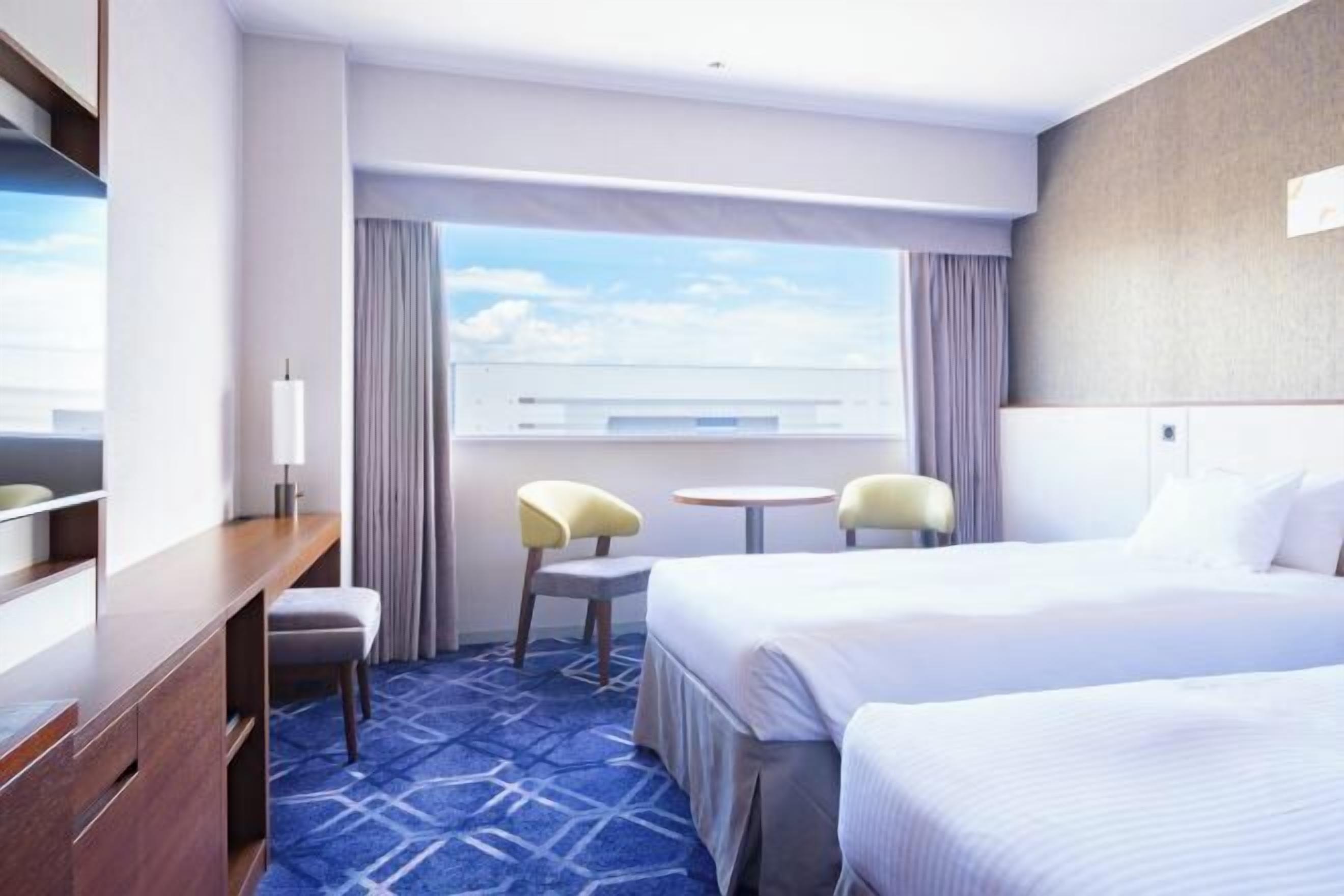 1 ห้องนอน, เครื่องนอนระดับพรีเมียม, ผ้านวมขนเป็ด, ตู้นิรภัยในห้องพัก