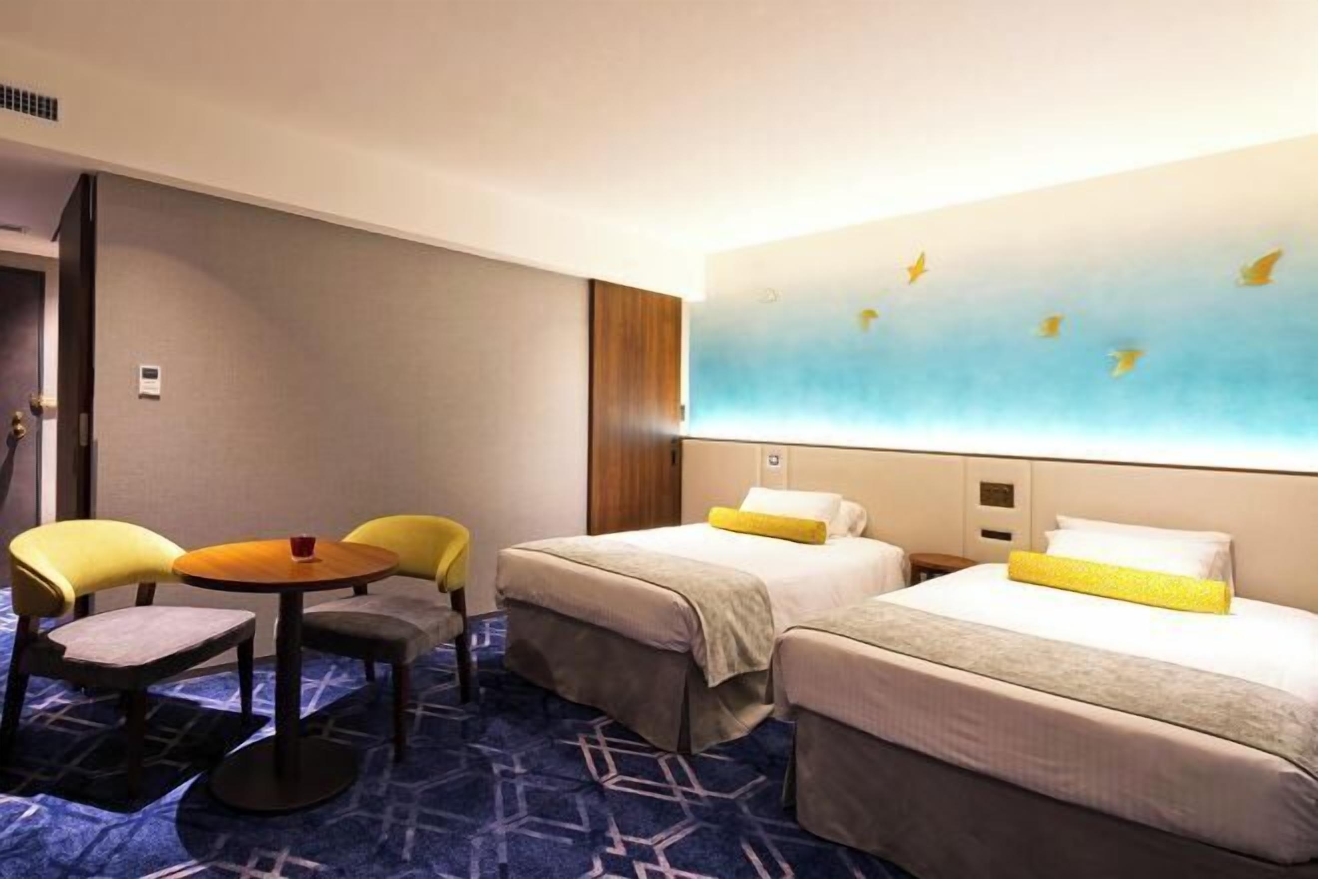 1 ห้องนอน, เครื่องนอนระดับพรีเมียม, ผ้านวมขนเป็ด, ตู้นิรภัยในห้องพัก