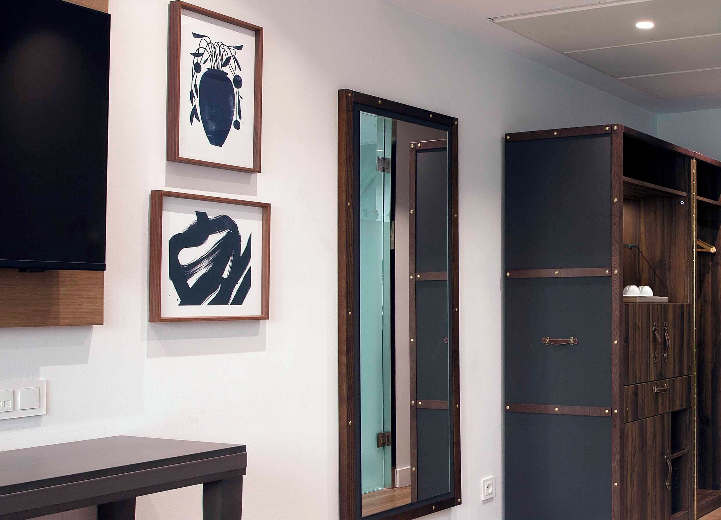 Minibar, in-room safe, desk, blackout drapes