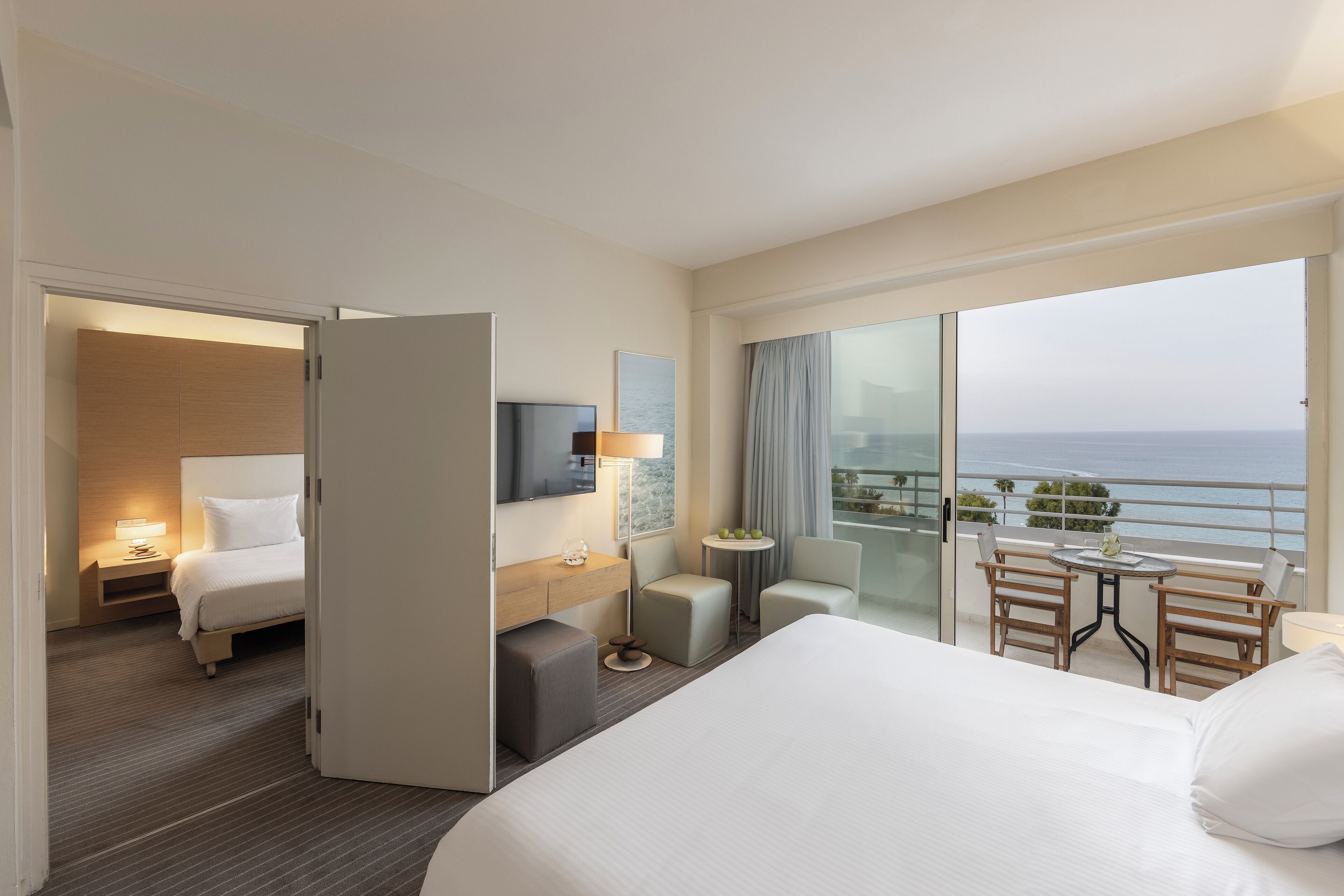 Family Interconnecting Sea View Room | Premium bedding, minibar, in-room safe, blackout drapes