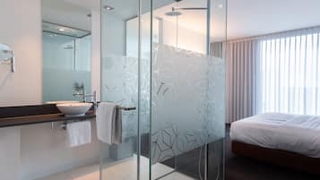 Suite, 1 Schlafzimmer | Badezimmer | Duschwanne, kostenlose Toilettenartikel, Haartrockner, Hausschuhe