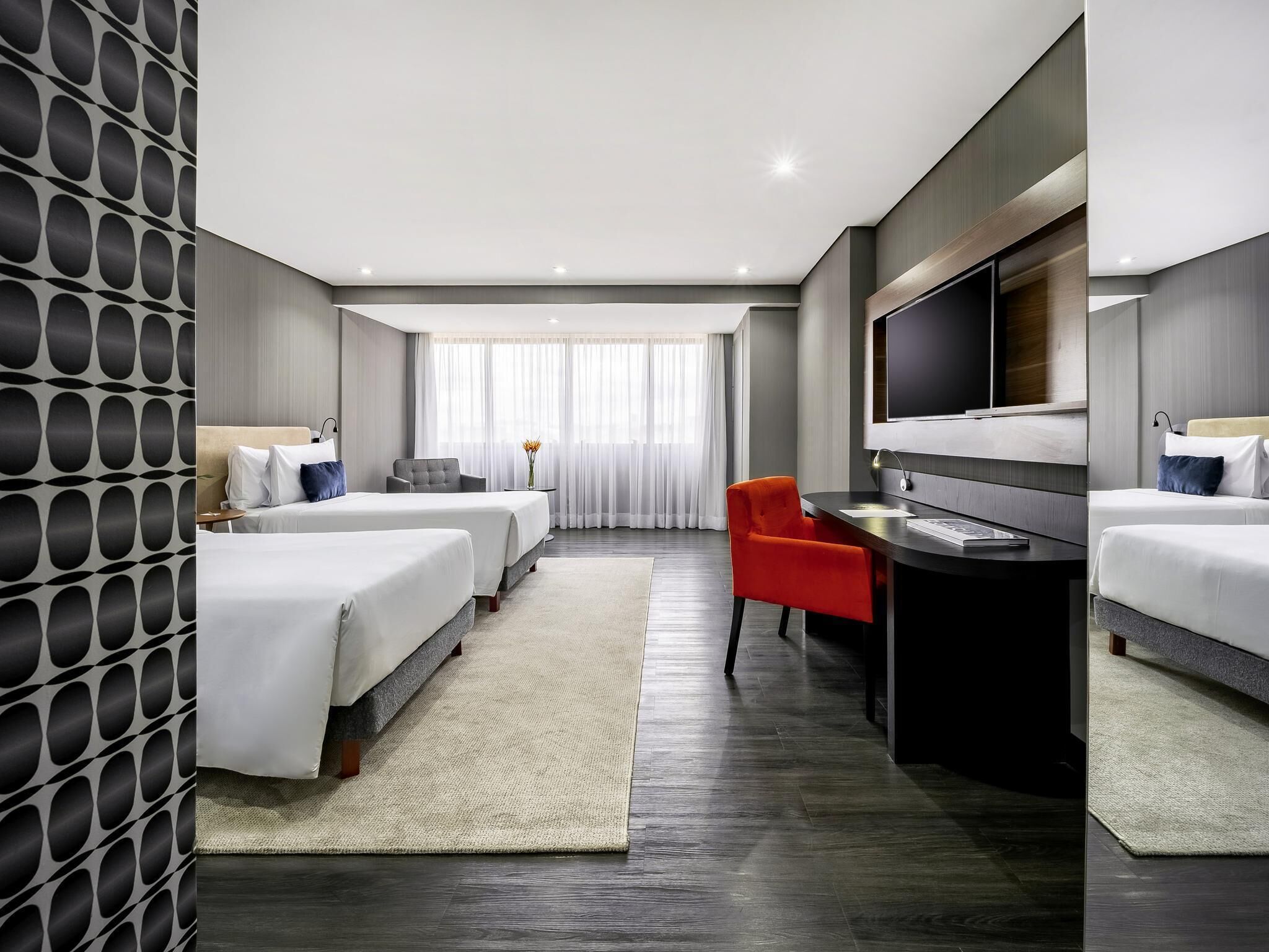 豪華客房, 2 張單人床 | 高級寢具、迷你吧、客房內保險箱、書桌