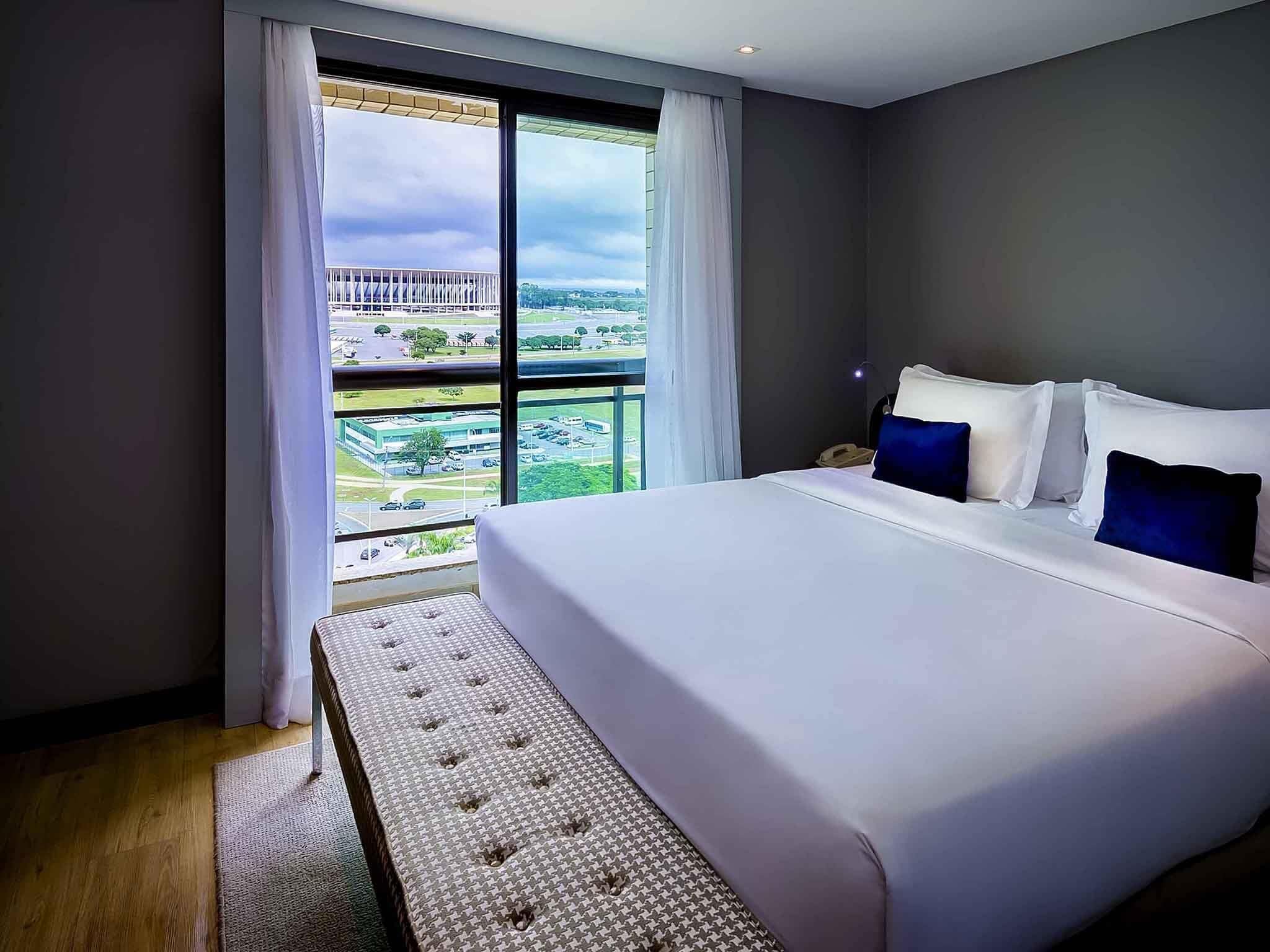 Premium bedding, minibar, in-room safe, desk