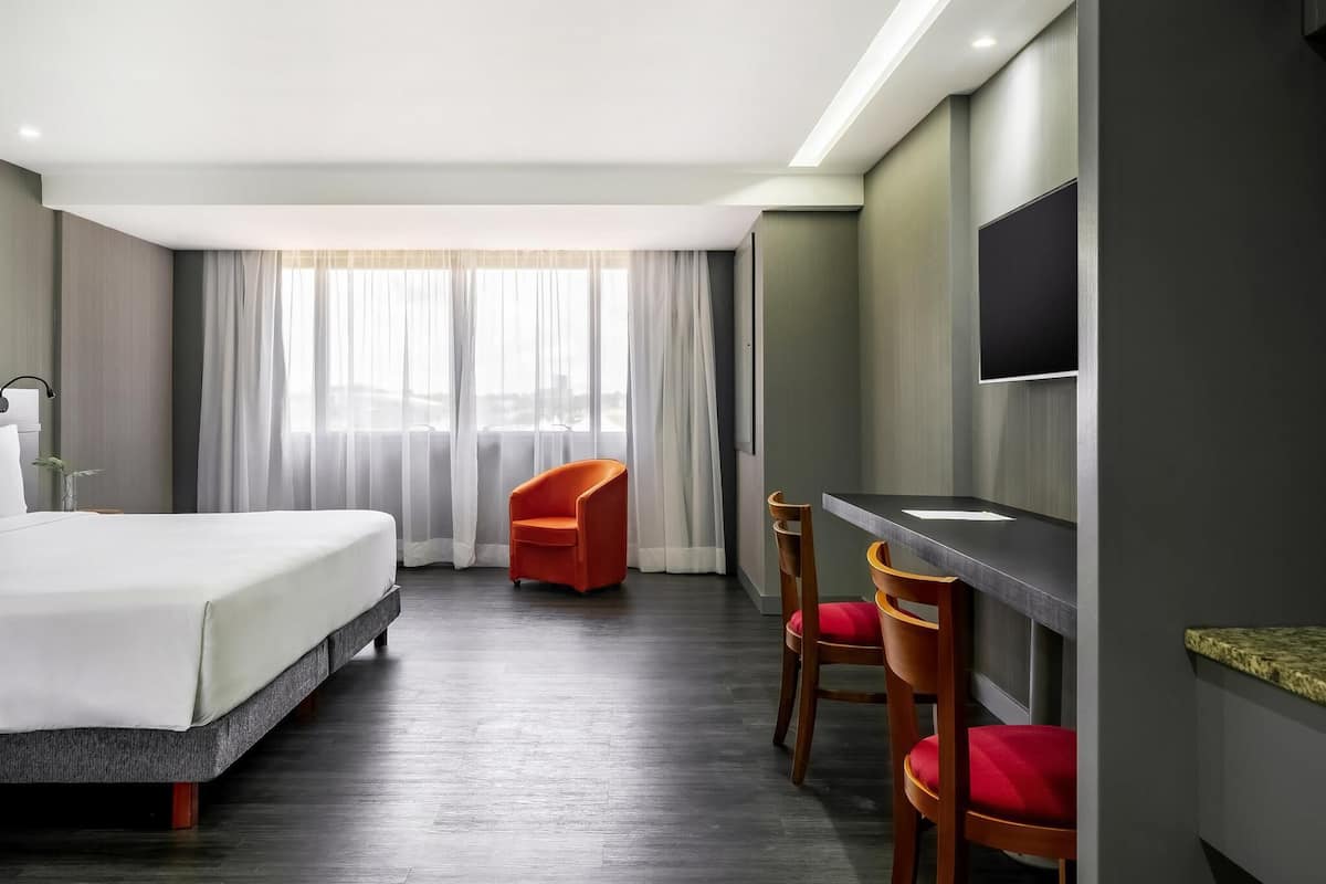 Superior Room, 1 Queen Bed