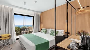 In-room safe, desk, free WiFi, bed sheets