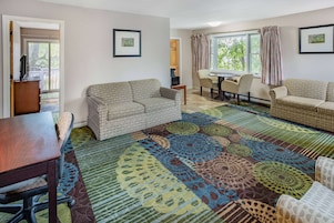 Suite, 2 Bedrooms, Non Smoking | In-room safe, desk, free cribs/infant beds, free rollaway beds