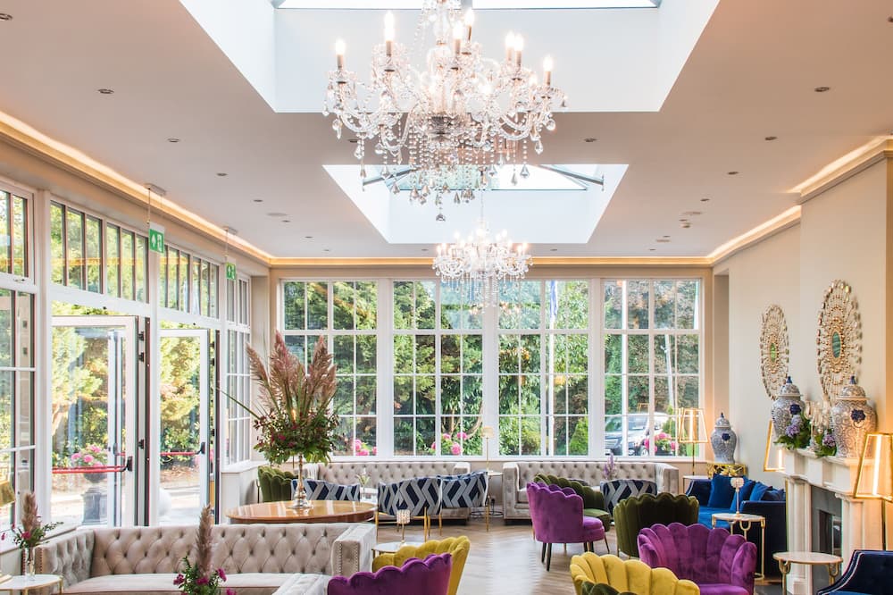 Cork’s Vienna Woods Hotel and Villas