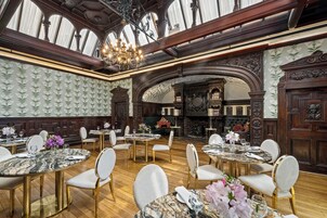 Café da manhã, almoço e jantar