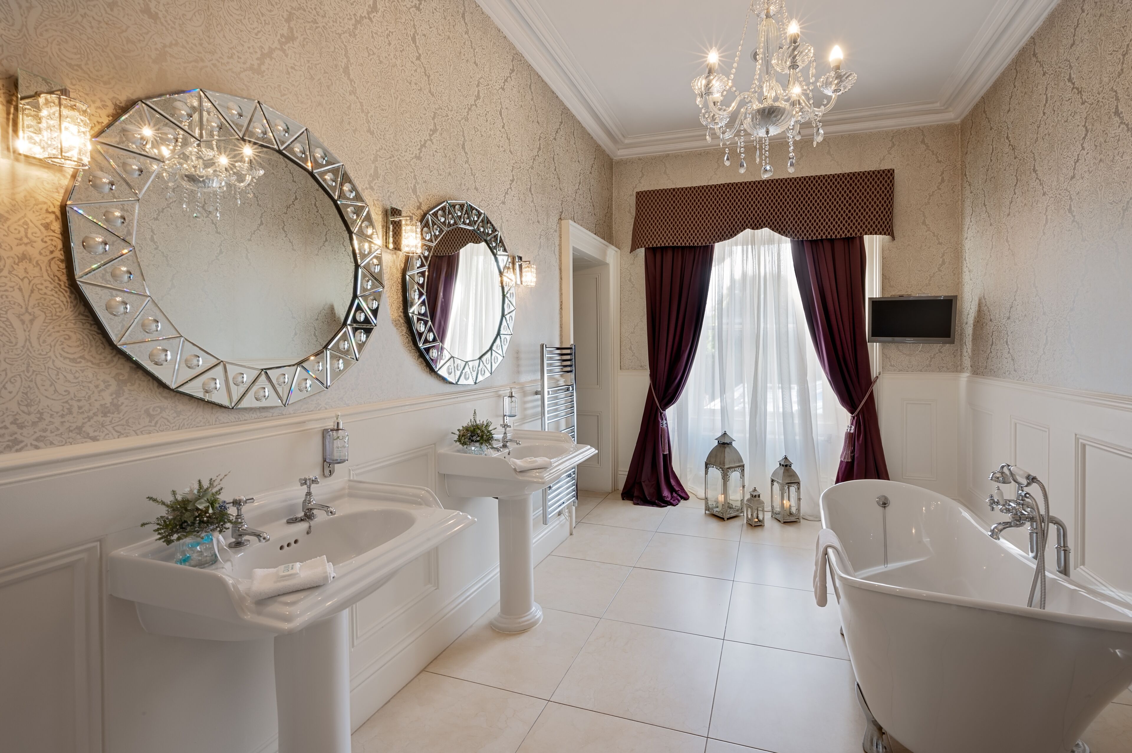 1 bedroom, premium bedding, desk, iron/ironing board