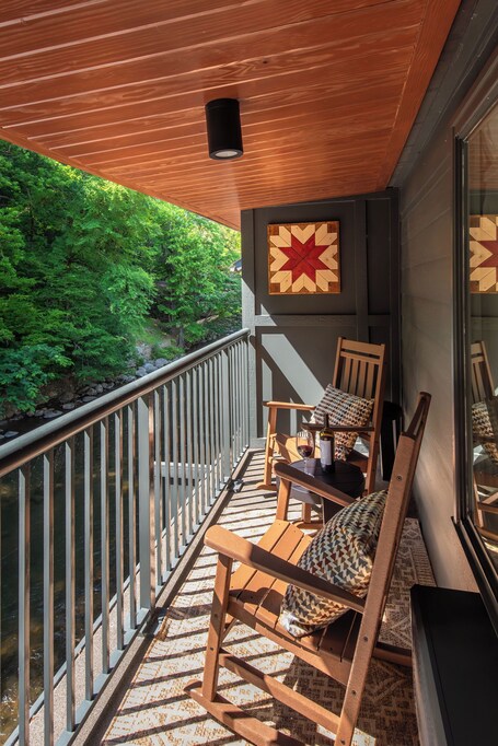 Historic Rocky Waters Inn, A Small Luxury Hotel - Image 4
