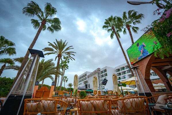 Poolside bar - Hotel Argana (Agadir)