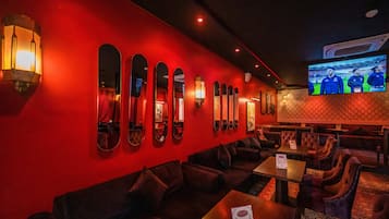Poolside bar