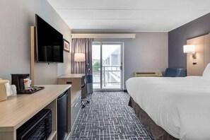 办公桌、遮光窗帘、熨斗/熨衣板、免费 WiFi