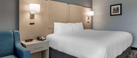 Desk, blackout drapes, iron/ironing board, free WiFi