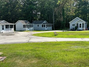 Exterior - Pilgrim Inn & Cottages (Plymouth)