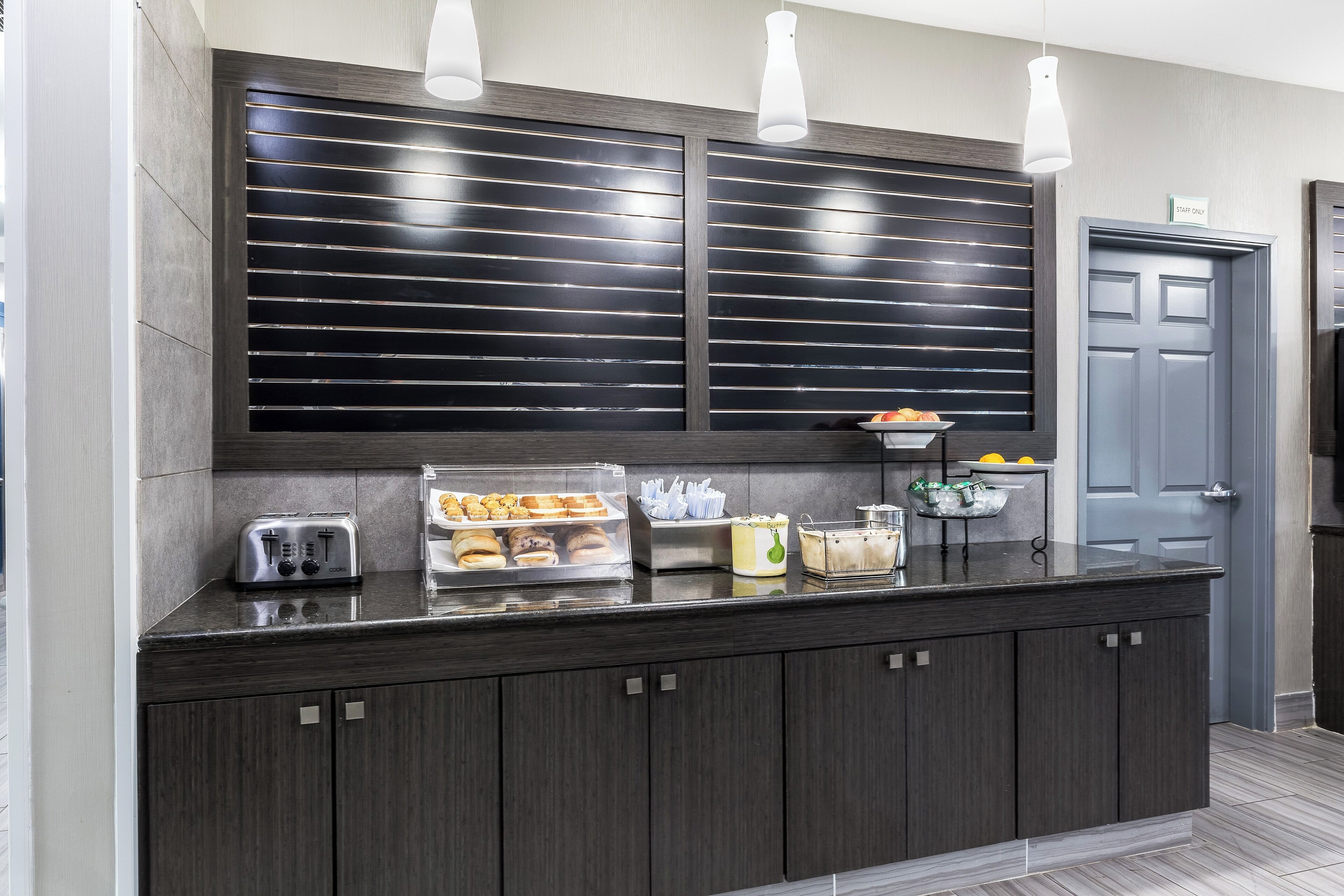 Petit déjeuner continental compris tous les jours