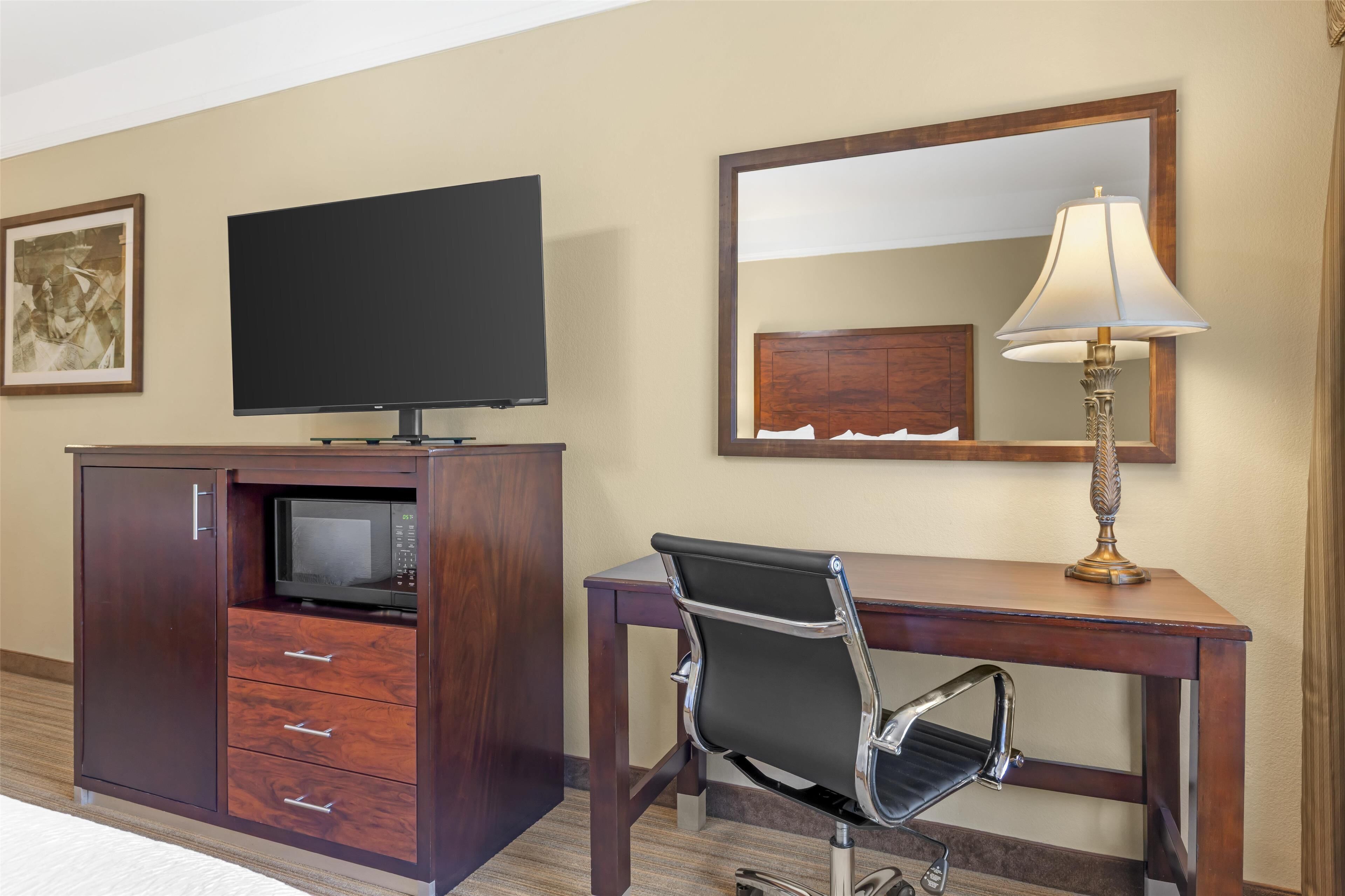 standard room, 2 queen beds, accessible, bathtub | 1 bedroom, pillow-top beds, in-room safe, desk